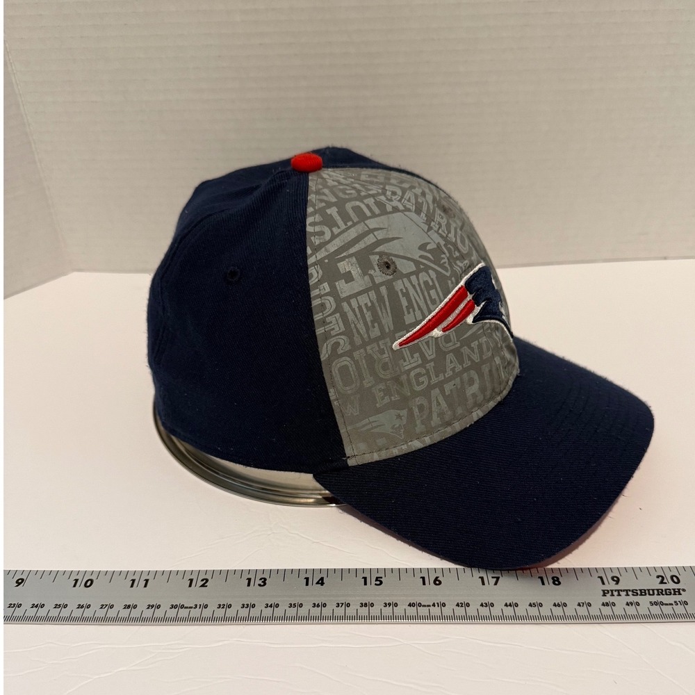 New Era New England Patriots 39THIRTY Stretch Fit Hat Navy Blue Silver Mens L/XL - Picture 2 of 11